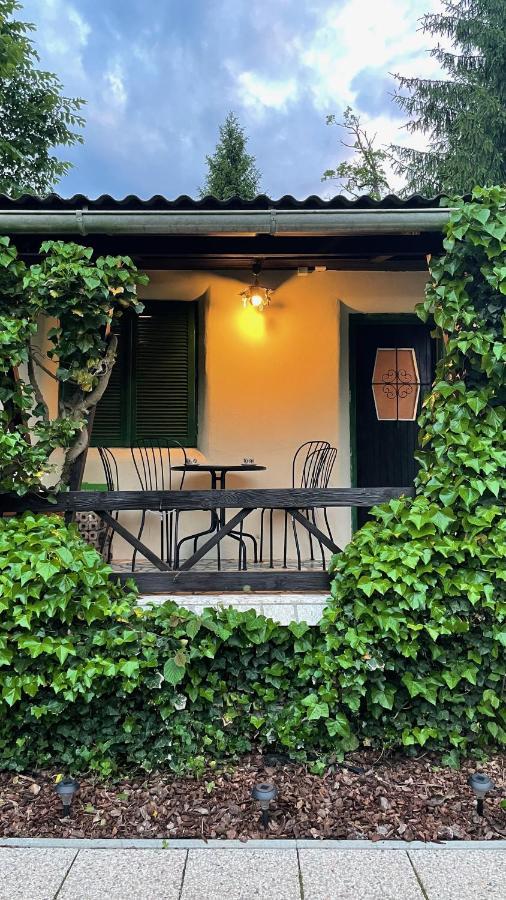 Mika'S Garden Βίλα Μπλεντ Εξωτερικό φωτογραφία